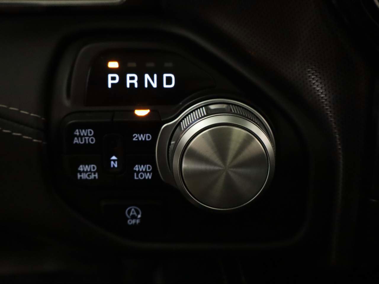 Used 2025 RAM 1500 Limited image 14