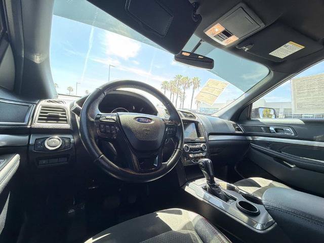 Certified 2018 Ford Explorer XLT w/ Equipment Group 202A FWD image 17