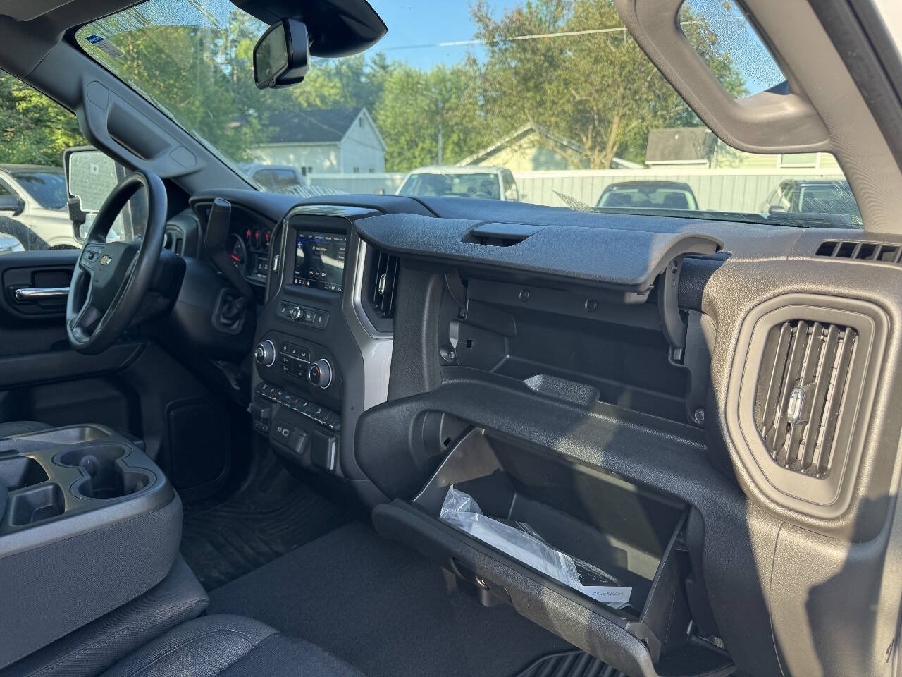 Used 2024 Chevrolet Silverado 2500 Custom w/ Custom Value Package AWD/4WD image 31