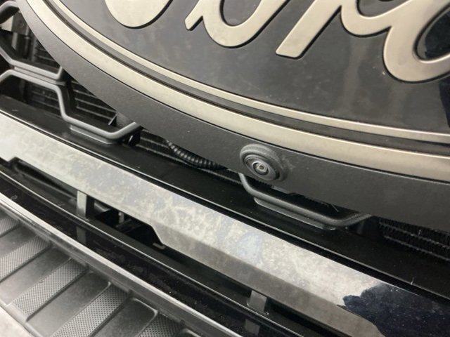 Certified 2025 Ford F350 Lariat w/ Black Appearance Package image 11