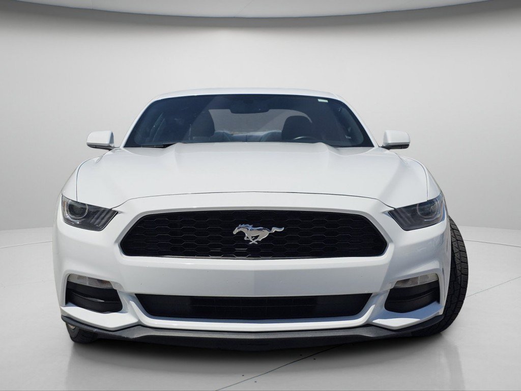Certified 2017 Ford Mustang Coupe RWD image 3