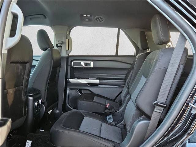 Certified 2023 Ford Explorer XLT RWD image 11