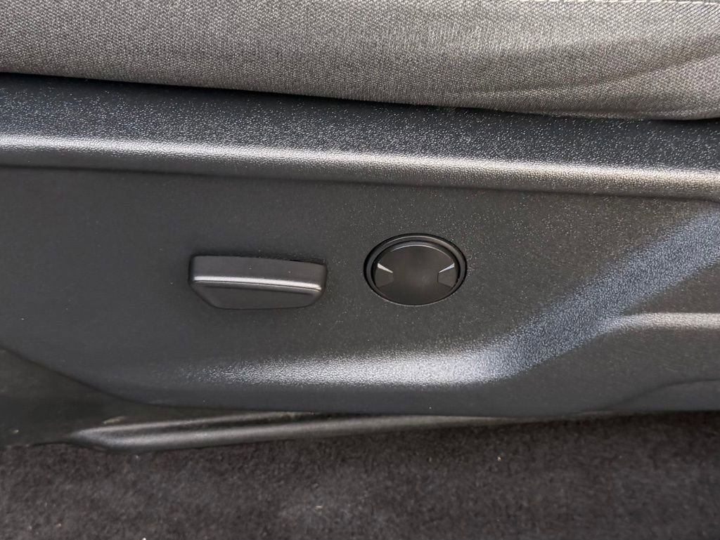 Certified 2025 Ford F150 XLT w/ Equipment Group 301A Standard image 19