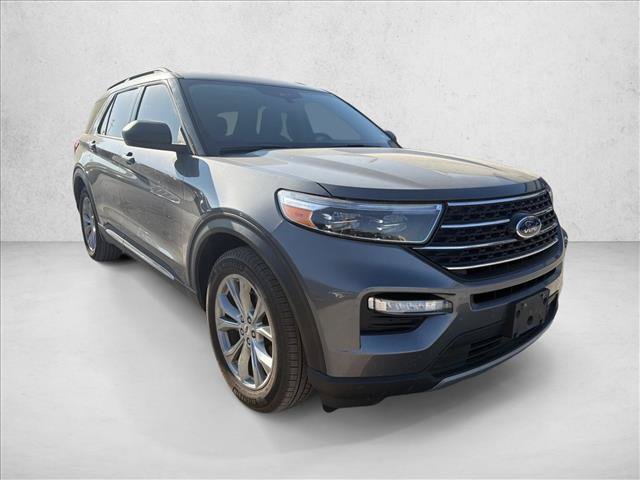 Certified 2024 Ford Explorer XLT w/ Equipment Group 202A RWD image 7
