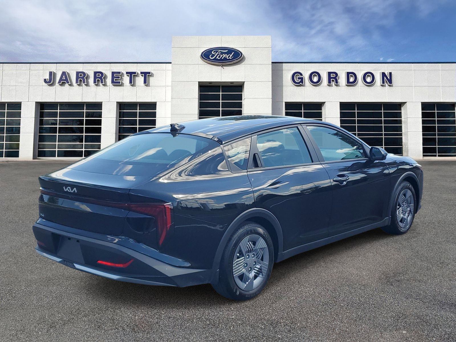 Used 2025 Kia K4 LX image 4