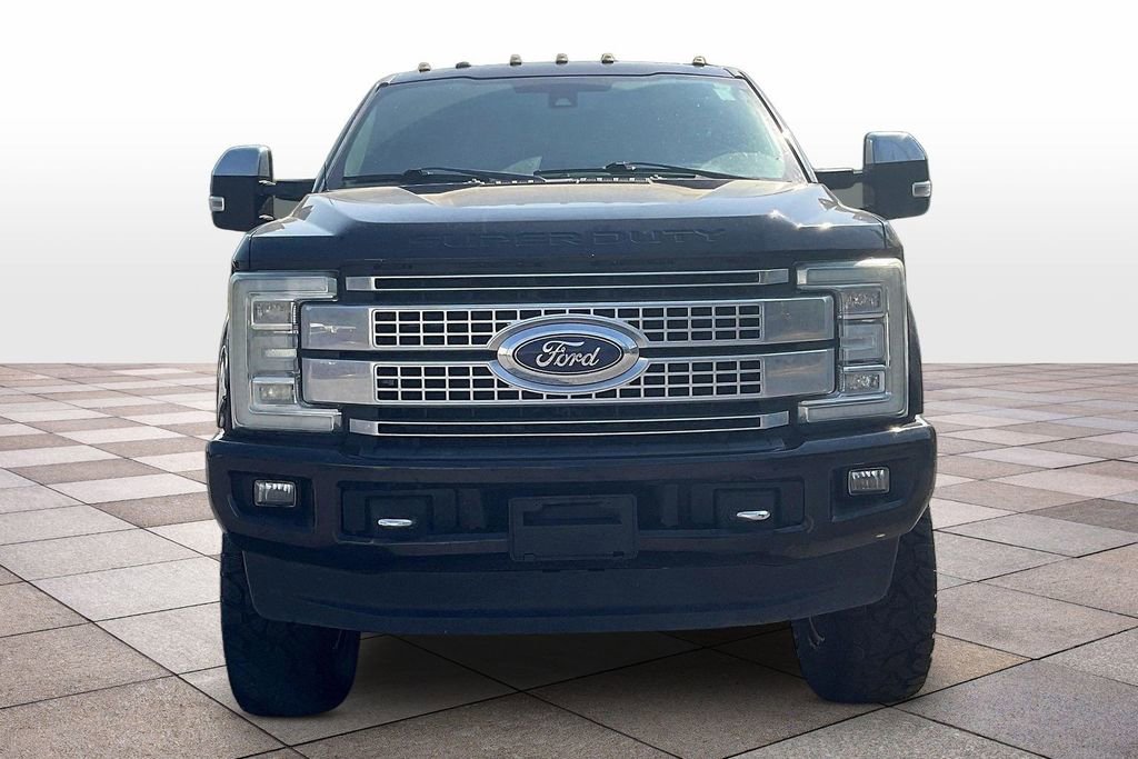Certified 2017 Ford F250 Platinum w/ FX4 Off-Road Package AWD/4WD image 3