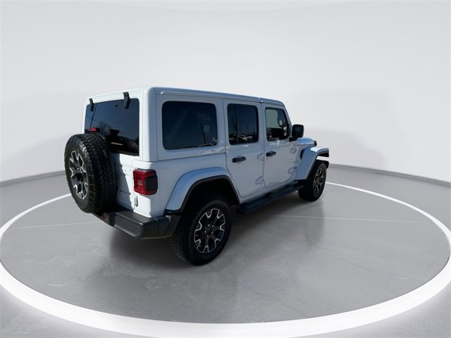 Used 2024 Jeep Wrangler Sahara w/ Technology Group image 11