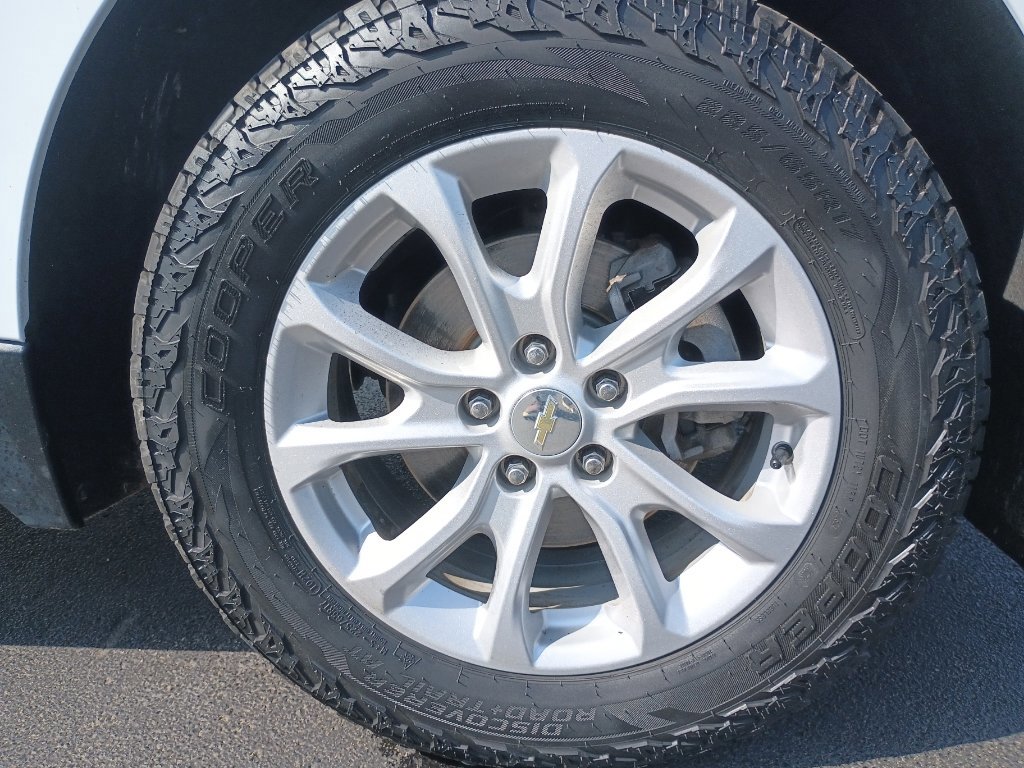 Used 2020 Chevrolet Equinox LS w/ LS Convenience Package image 33