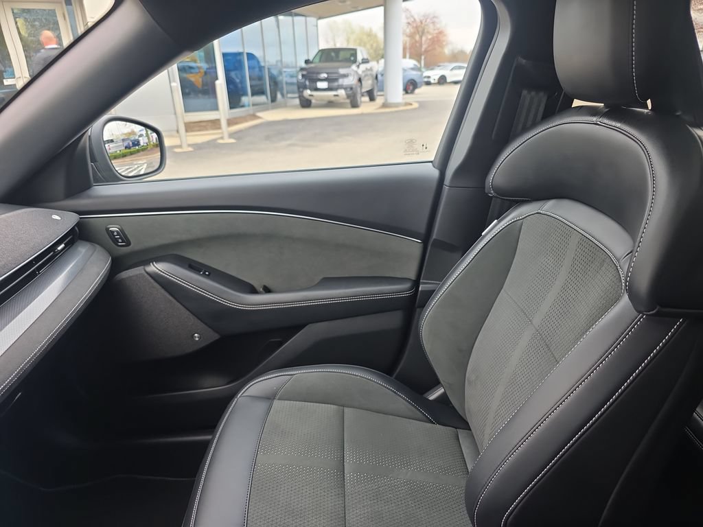 Certified 2025 Ford Mustang Mach-E GT AWD/4WD image 34