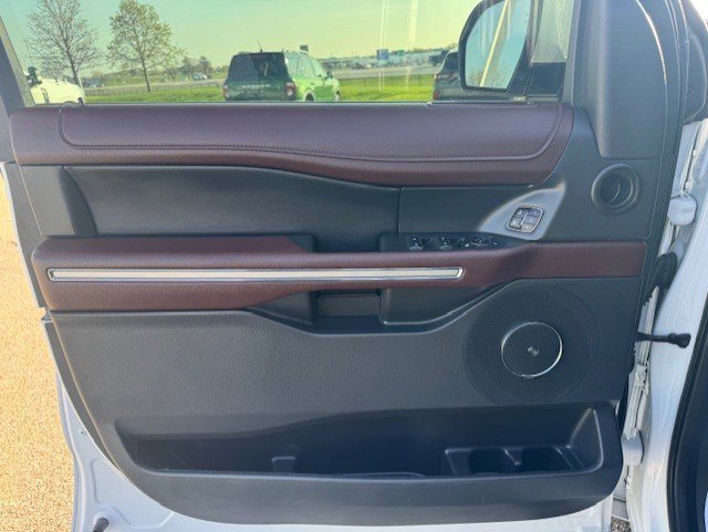 Certified 2023 Ford Expedition Max Limited AWD/4WD image 10