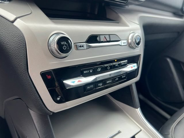 Certified 2023 Ford Explorer XLT w/ Equipment Group 202A AWD/4WD image 11