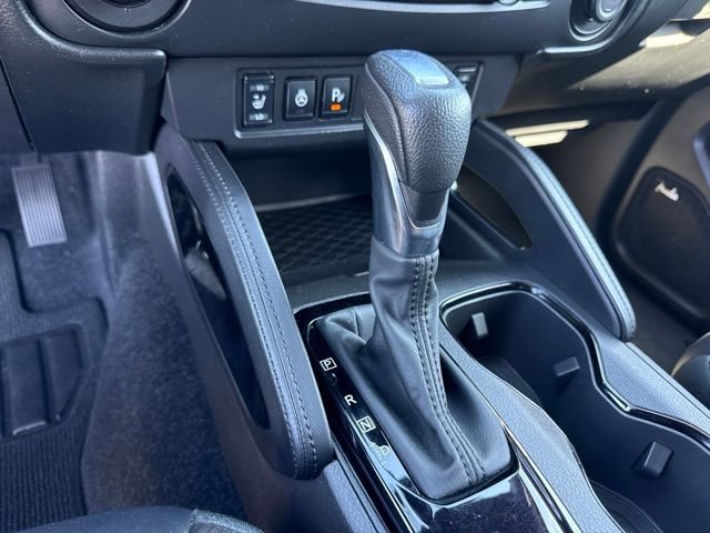 Used 2022 Nissan Frontier PRO-4X w/ Pro-4X Premium Package AWD/4WD image 35