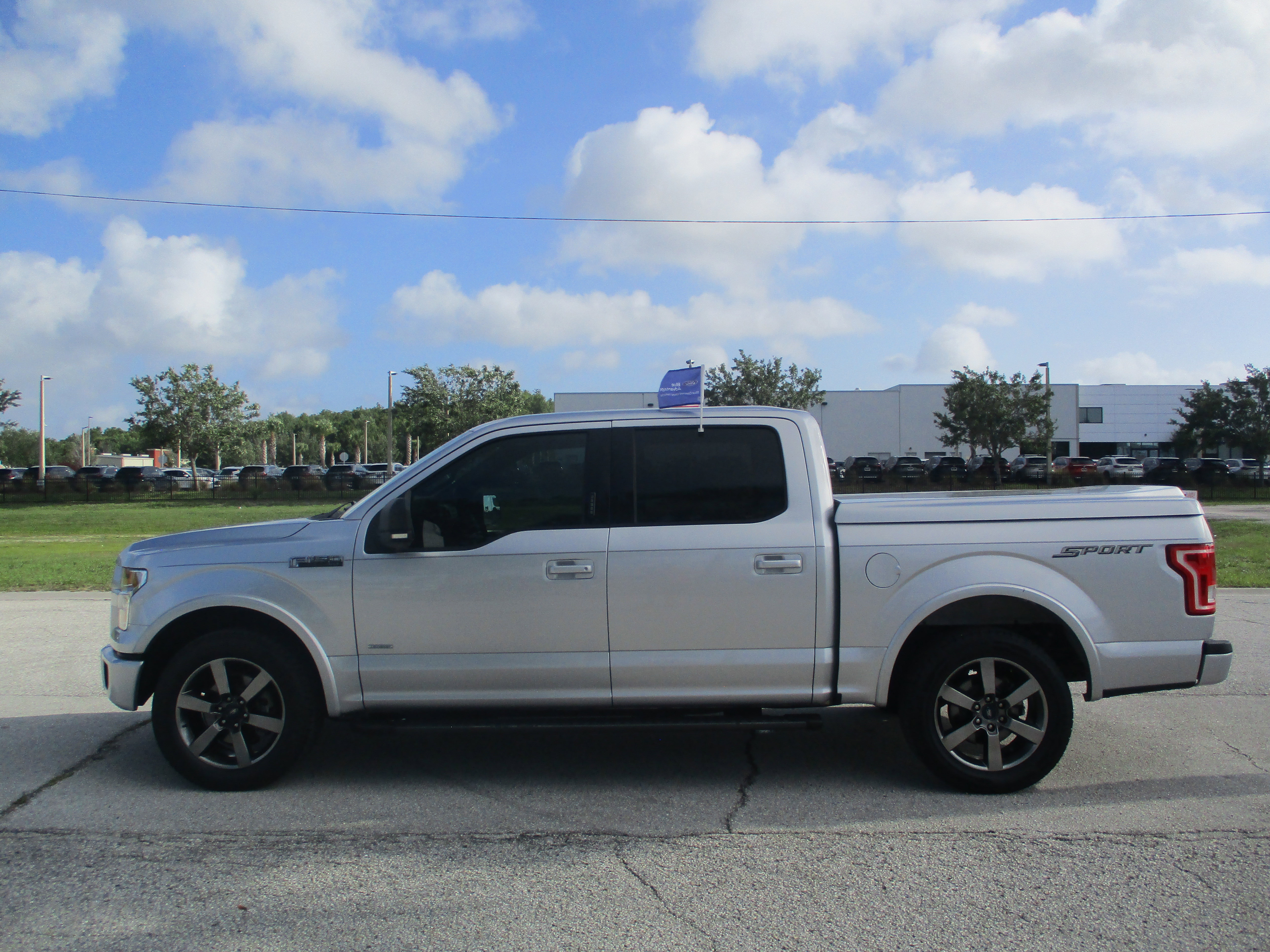 Certified 2017 Ford F150 XLT w/ Equipment Group 302A Luxury RWD image 4