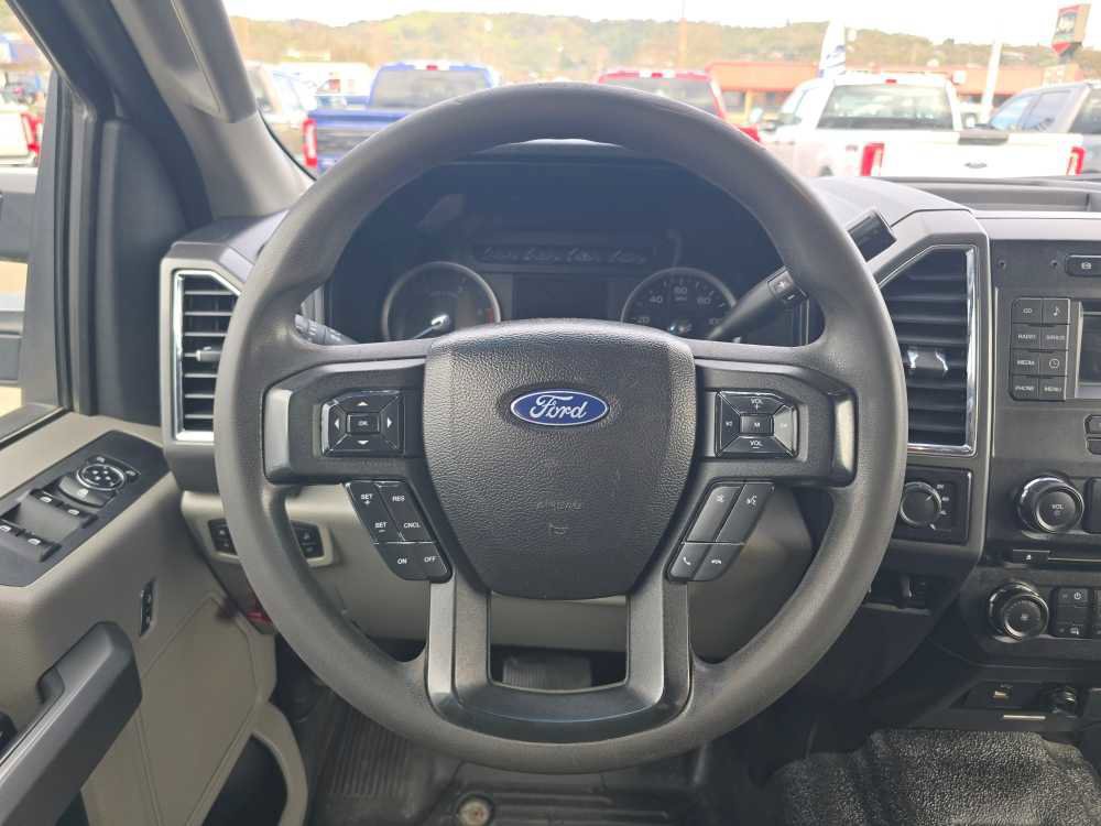 Certified 2017 Ford F350 XLT w/ XLT Value Package image 12