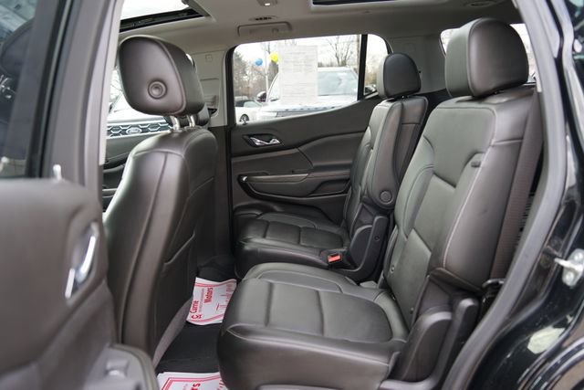 Used 2021 GMC Acadia SLT w/ Technology Package image 8