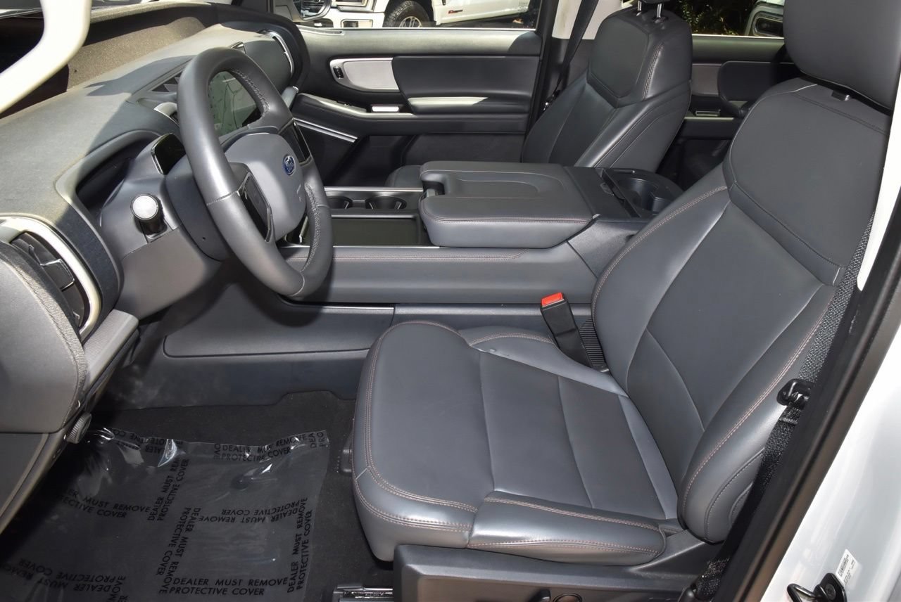 Certified 2025 Ford Expedition Max Active AWD/4WD image 13