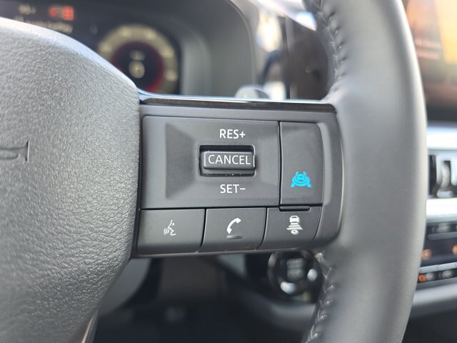 Used 2026 Nissan Pathfinder SL FWD image 21
