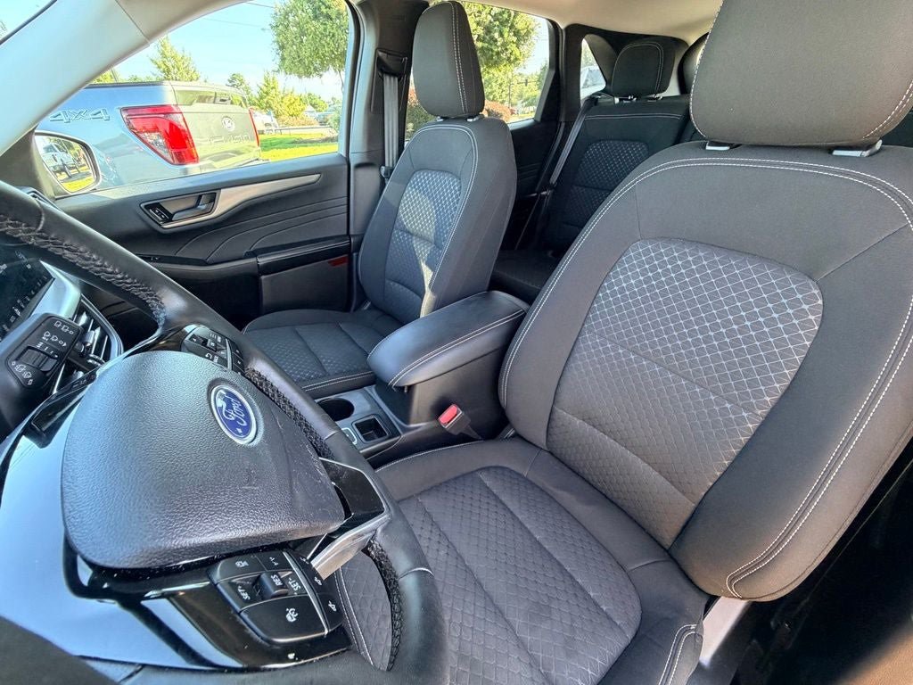 Certified 2023 Ford Escape Active w/ Tech Pack #1 FWD image 24