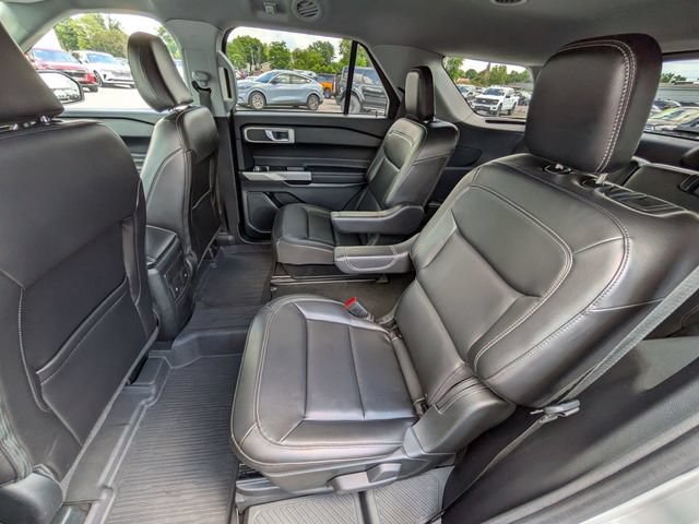 Certified 2023 Ford Explorer XLT w/ Equipment Group 202A AWD/4WD image 16