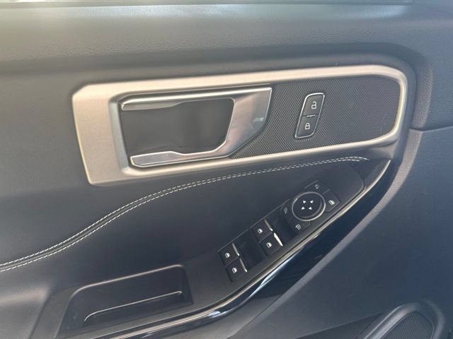 Certified 2022 Ford Explorer ST w/ ST Street Pack AWD/4WD image 11