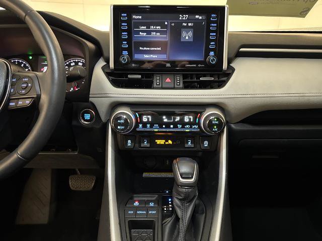 Used 2020 Toyota RAV4 XLE Premium FWD image 25