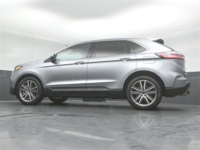 Certified 2022 Ford Edge Titanium w/ Class II Trailer Tow Package image 6