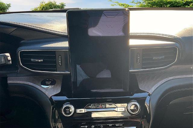 Certified 2023 Ford Explorer Platinum w/ Technology Package image 8