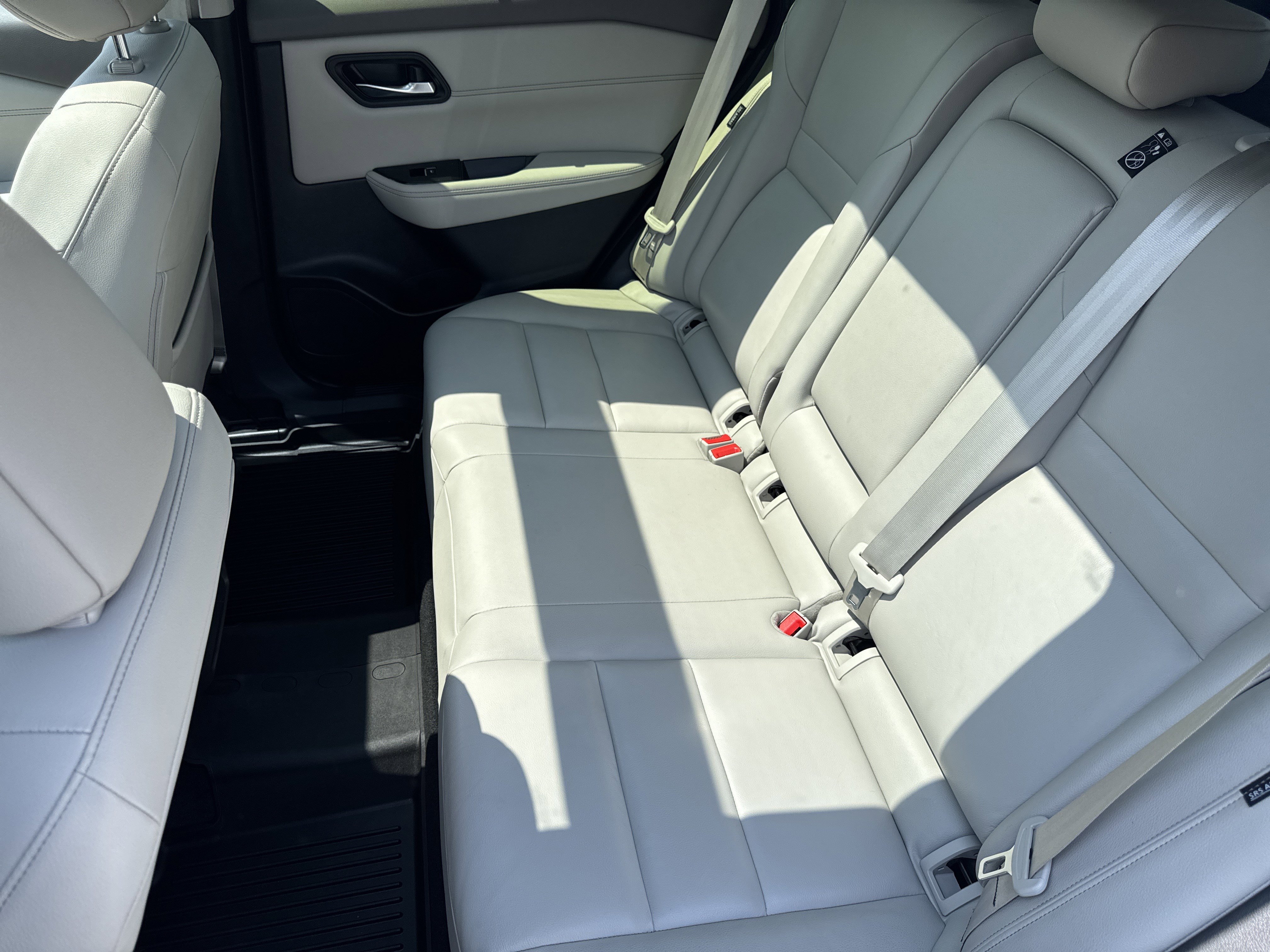 Used 2023 Nissan Rogue SL w/ SL Premium Package FWD image 24