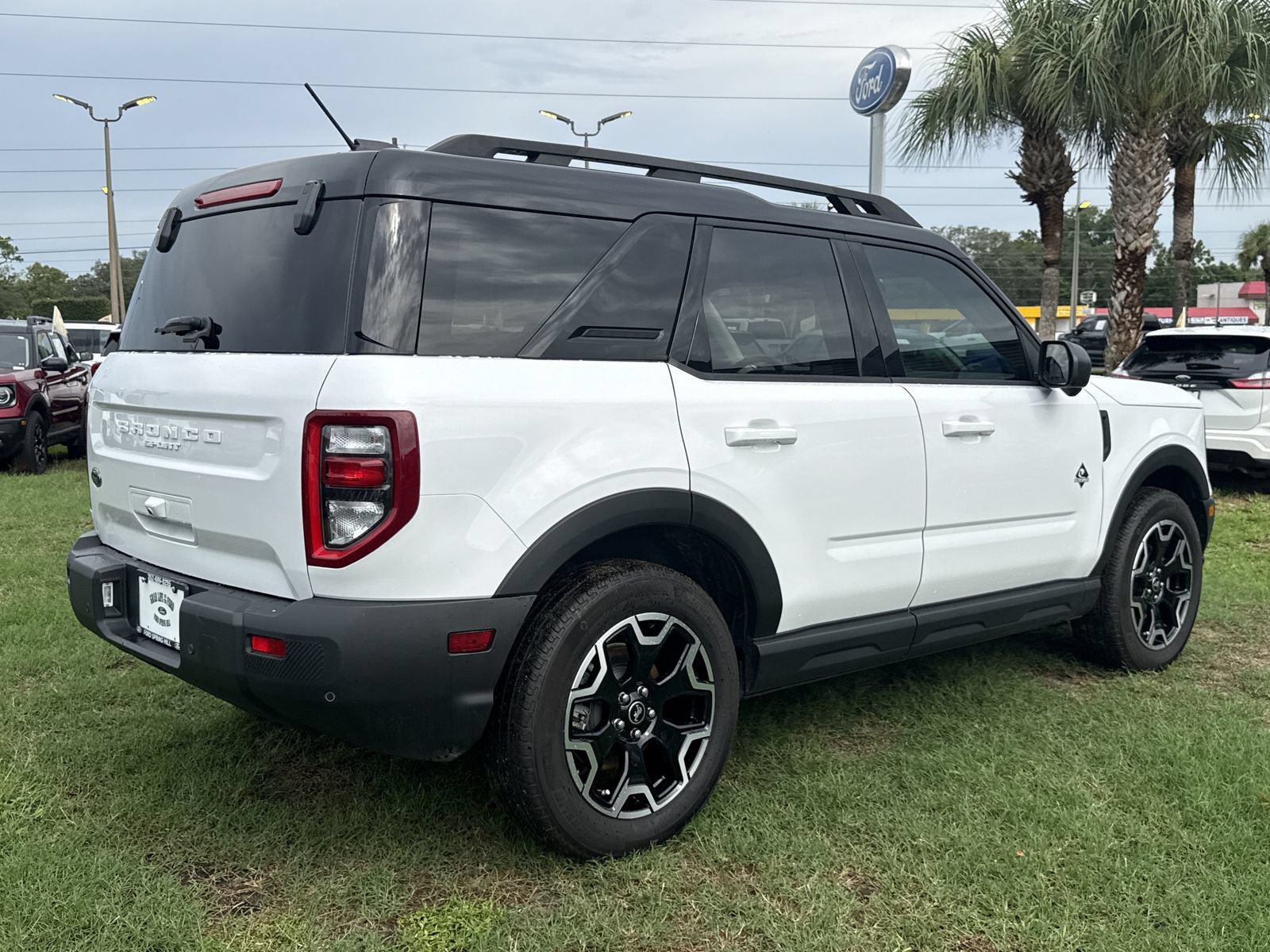 Certified 2025 Ford Bronco Sport Outer Banks w/ Outer Banks Tech Package+ AWD/4WD image 5
