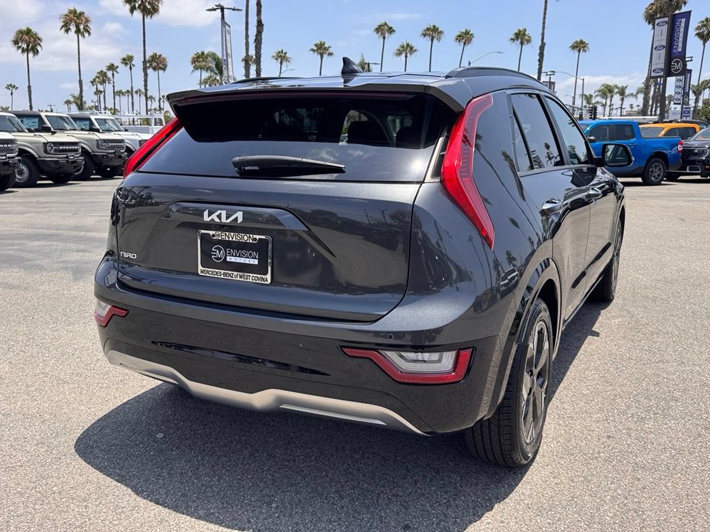 Used 2023 Kia Niro Wave FWD image 12