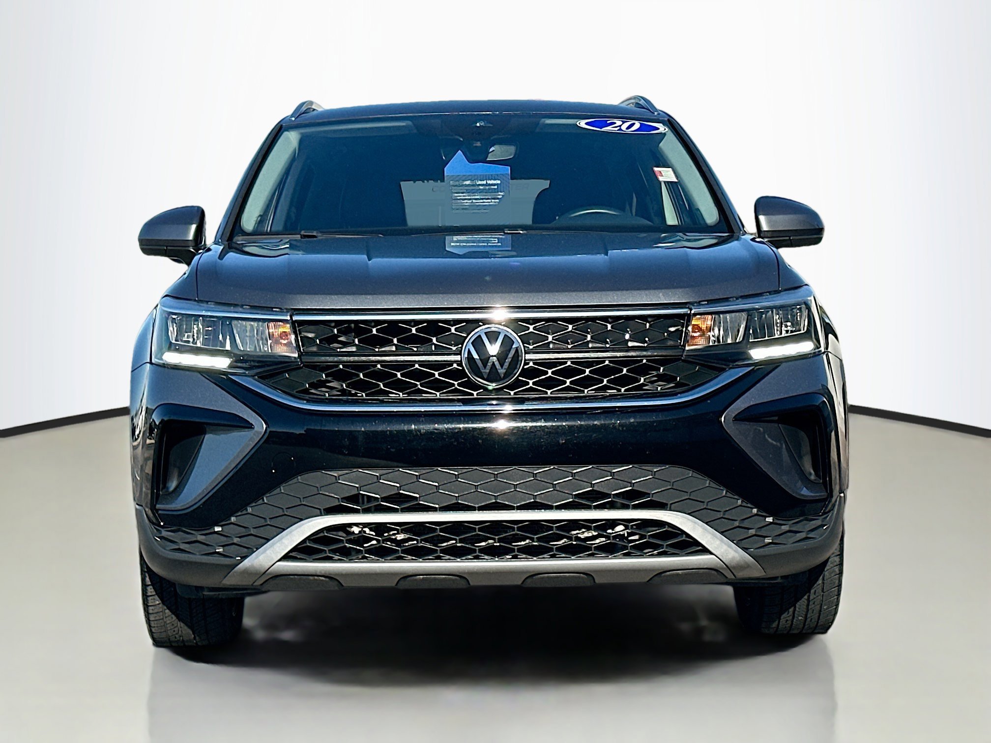 Used 2023 Volkswagen Taos SE image 5