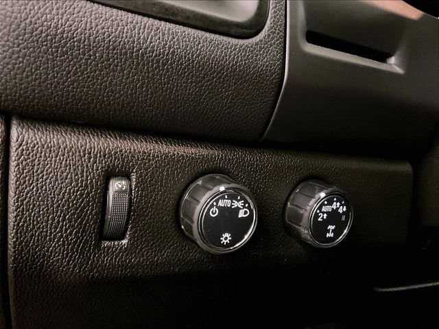 Used 2021 Chevrolet Colorado LT AWD/4WD image 30