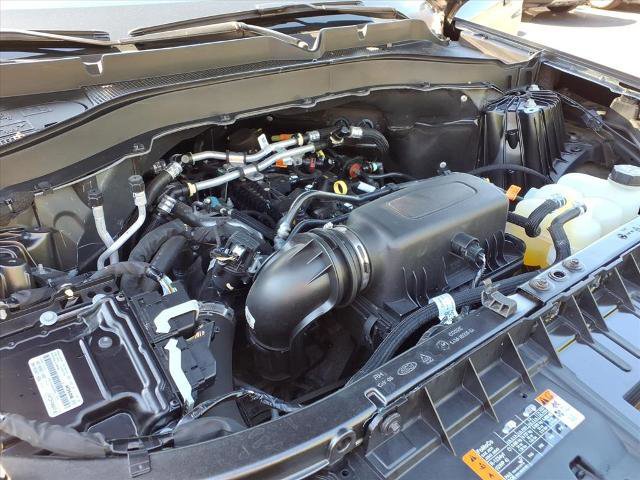 Certified 2023 Ford Explorer XLT w/ Equipment Group 202A AWD/4WD image 28