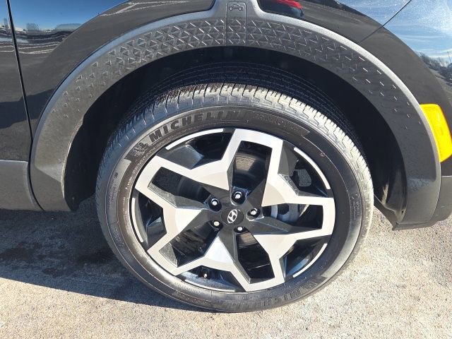 Used 2024 Hyundai Santa Cruz Limited image 9