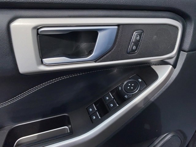 Certified 2022 Ford Explorer XLT w/ Equipment Group 202A image 19