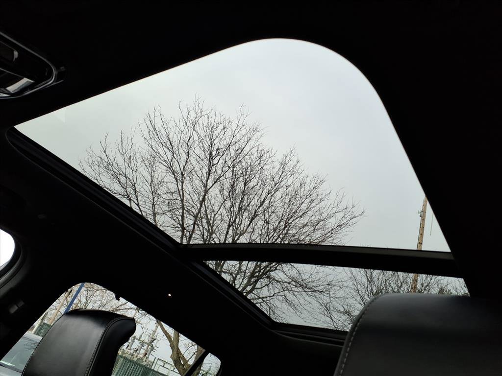 Used 2021 Jeep Grand Cherokee L Overland w/ Luxury Tech Group IV image 22