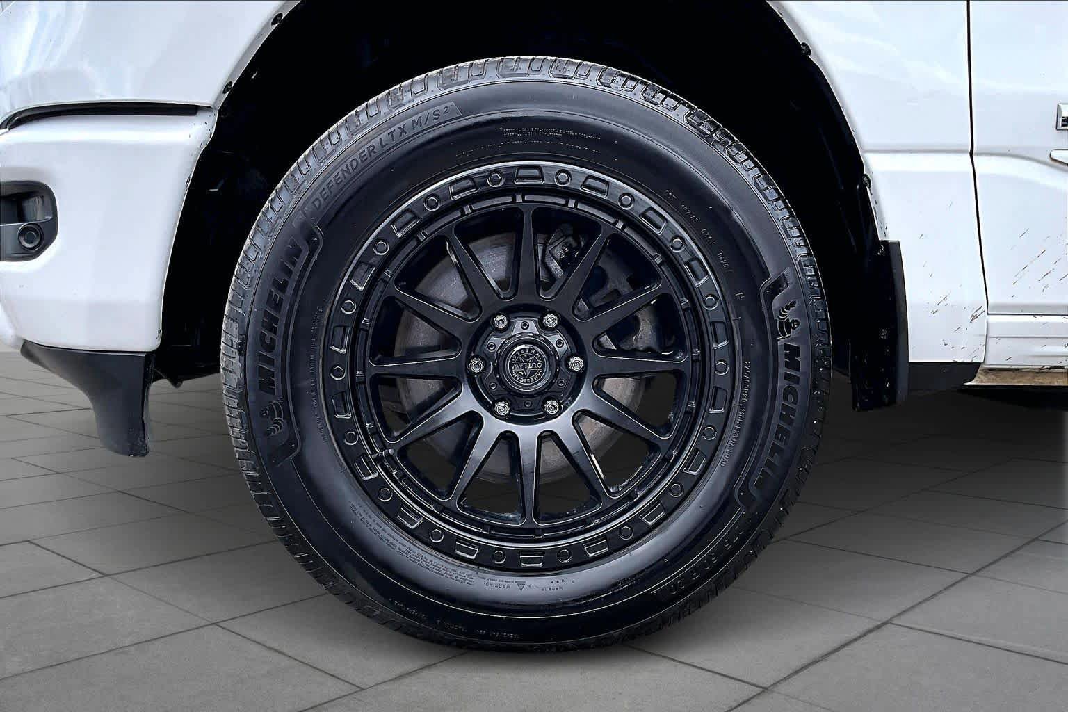 Used 2019 RAM 1500 Big Horn RWD image 15