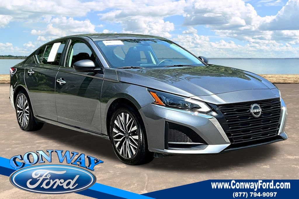 Used 2024 Nissan Altima 2.5 SV FWD video 1