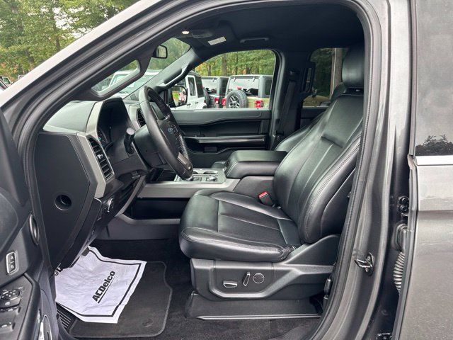 Certified 2019 Ford Expedition XLT w/ Equipment Group 201A AWD/4WD image 13