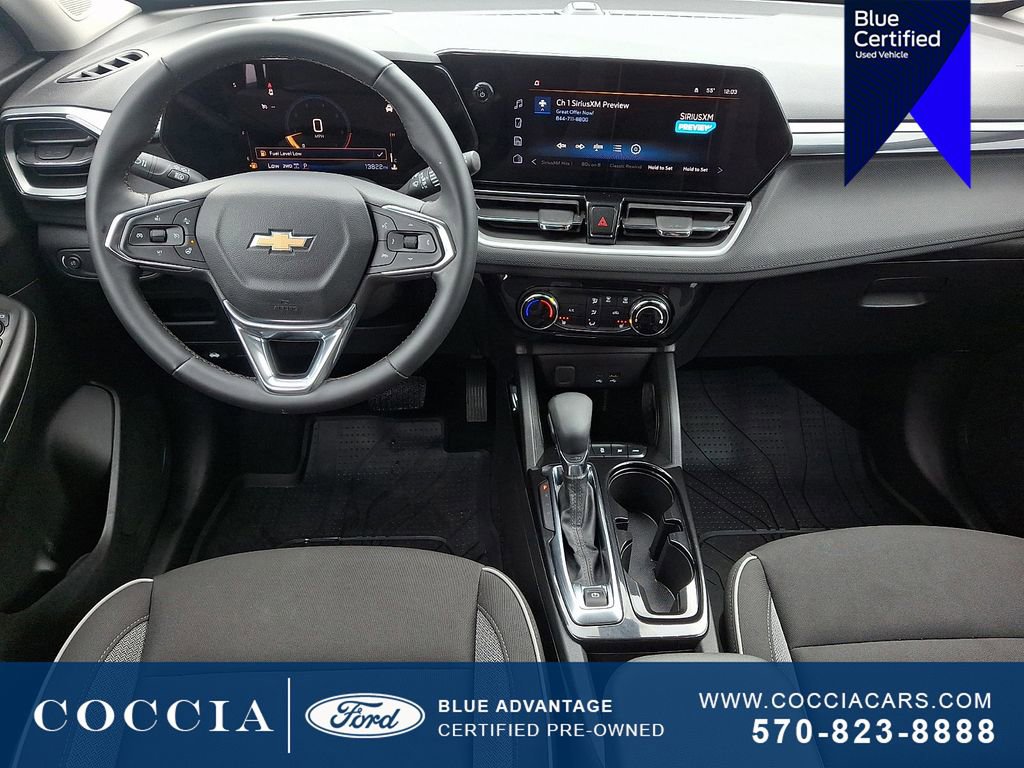 Used 2024 Chevrolet TrailBlazer LT w/ LT Cold Weather Package AWD/4WD image 11