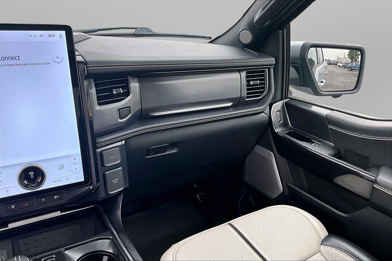 Certified 2025 Ford F150 Lightning Platinum AWD/4WD image 21