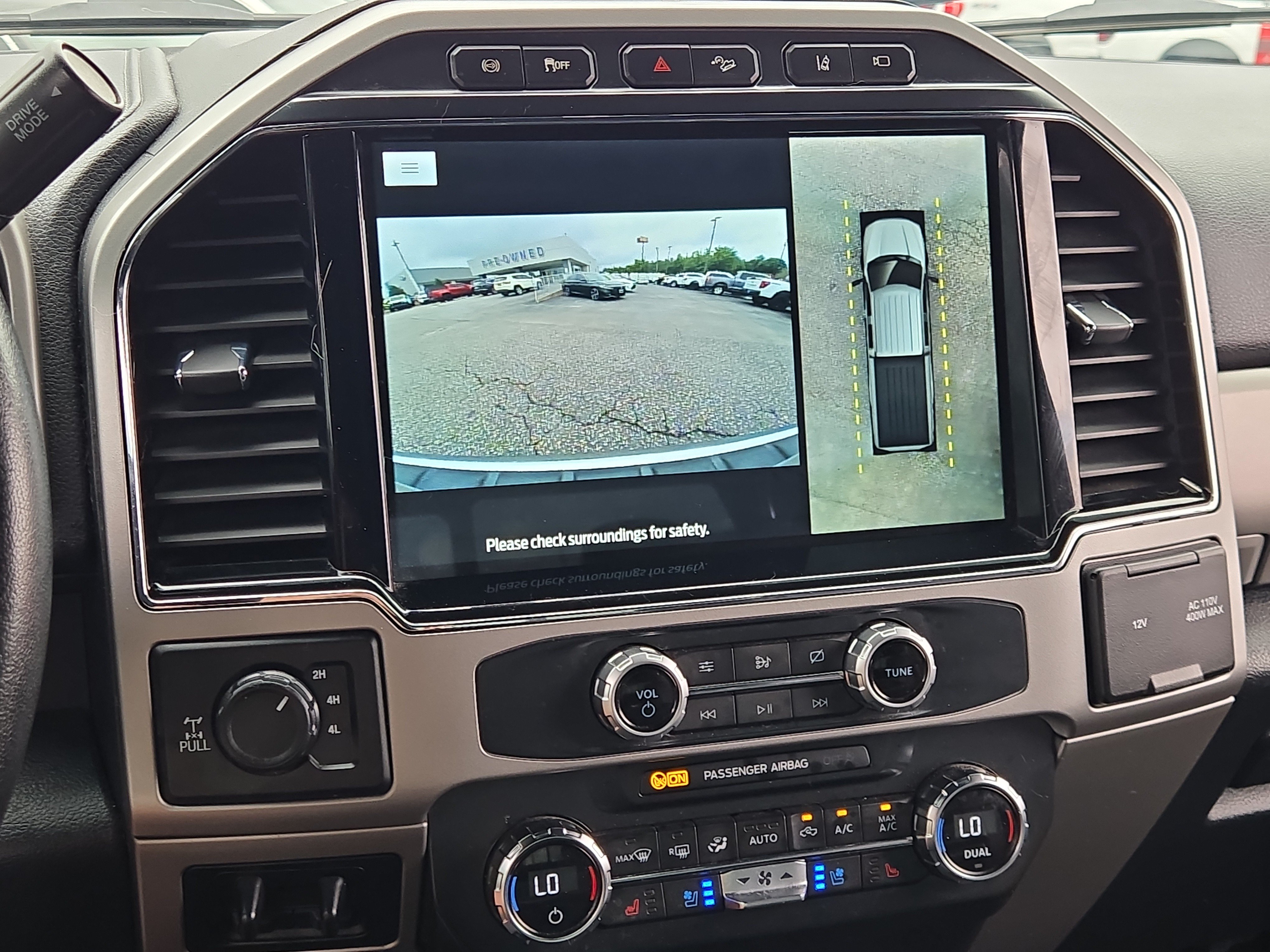 Certified 2022 Ford F350 Lariat w/ Lariat Value Package AWD/4WD image 28