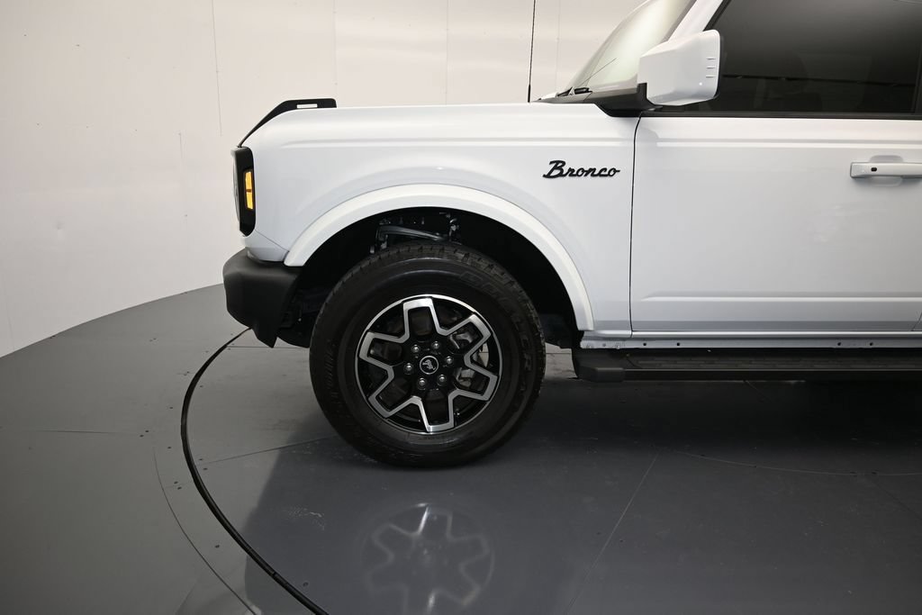 Certified 2024 Ford Bronco Outer Banks AWD/4WD image 9