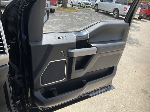 Certified 2021 Ford F250 Platinum w/ FX4 Off-Road Package AWD/4WD image 24