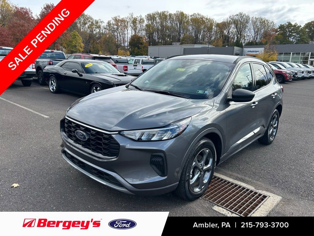 Certified 2023 Ford Escape ST-Line w/ Tech Pack #1 image 6