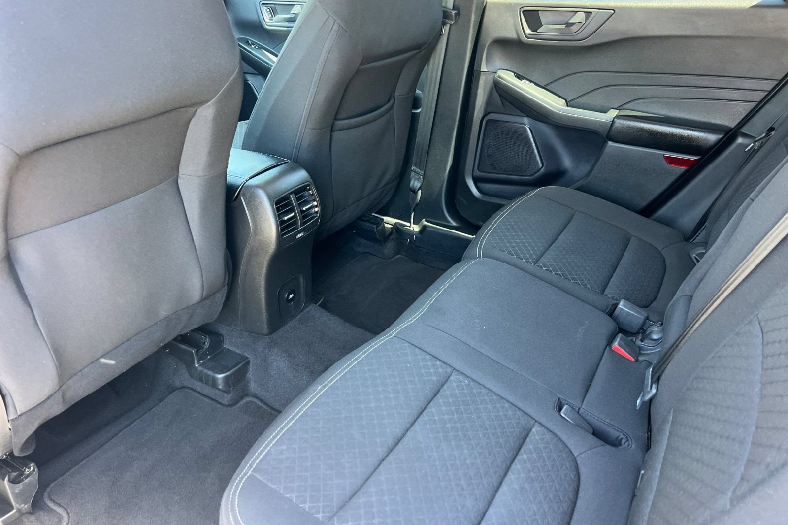 Certified 2024 Ford Escape Active FWD image 13