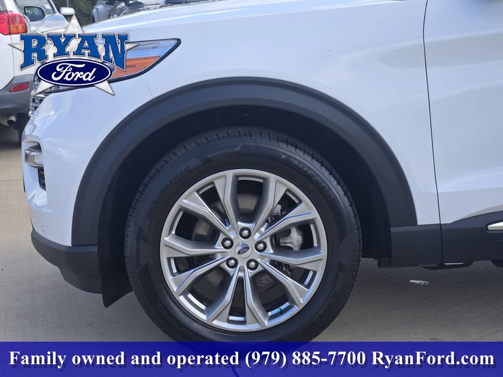 Certified 2024 Ford Explorer Limited AWD/4WD image 5