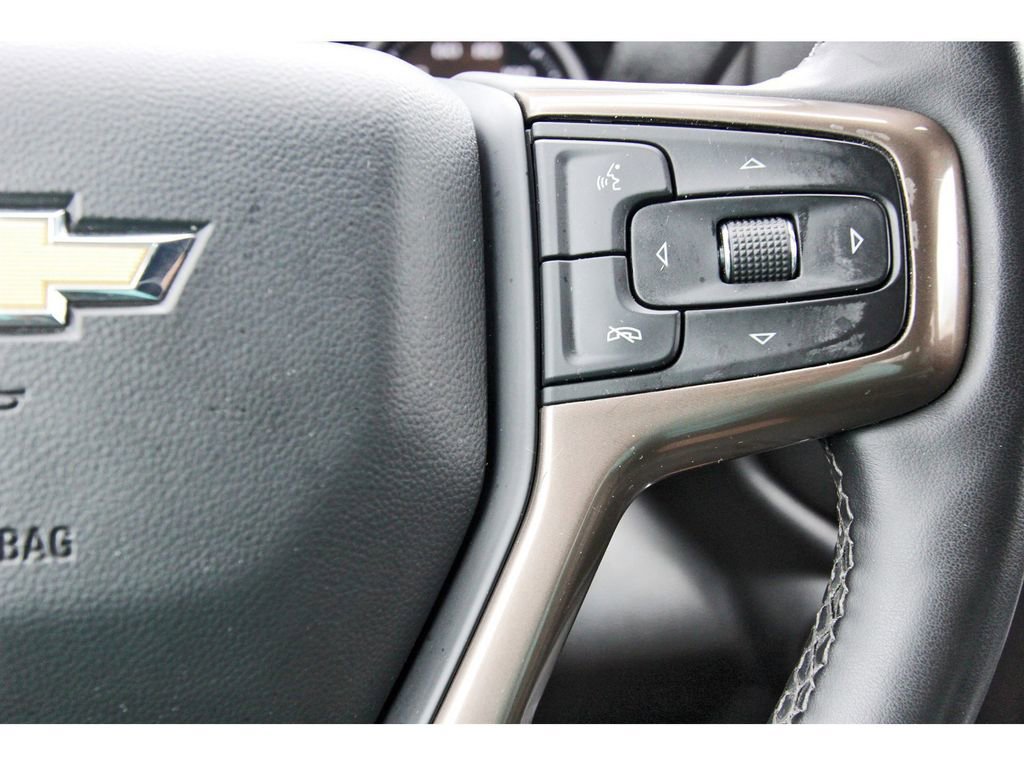 Used 2023 Chevrolet Silverado 2500 High Country w/ Technology Package AWD/4WD image 19