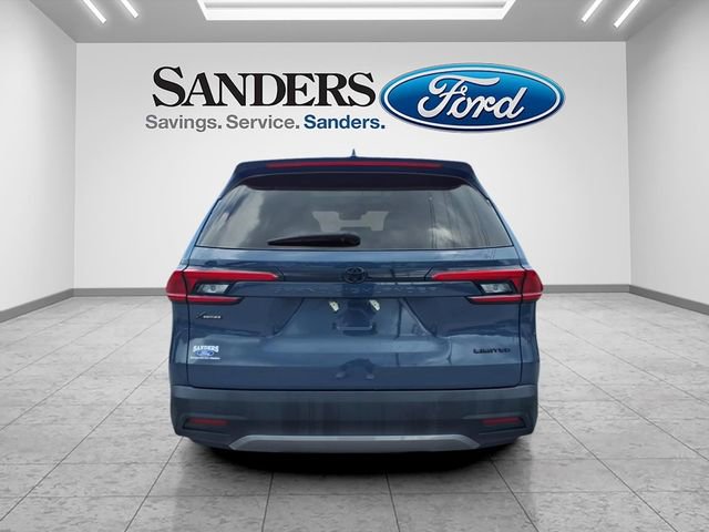Used 2024 Toyota Grand Highlander FWD image 3