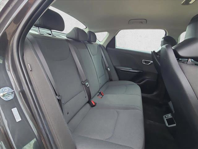 Used 2025 Kia K4 FWD image 17